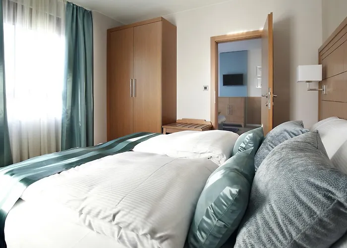 Hotel Raca